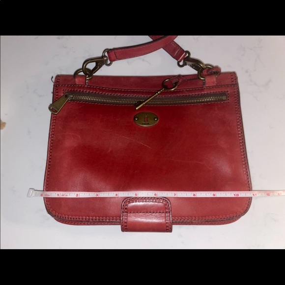 Vintage Fossil Red Leather Keyhole Crossbody Satchel - Picture 9 of 10